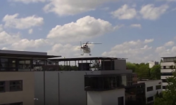 Helikopter landt op het dak van DARE!!