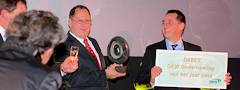 Gebroeders Dijkstra met de Award